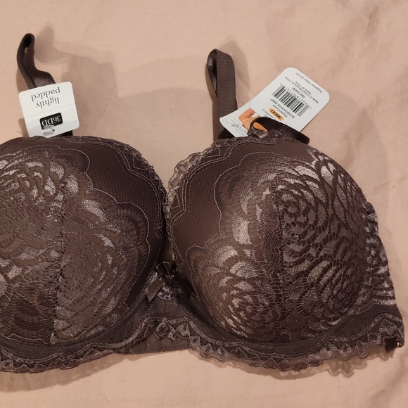 NWT!! Rene' Rofe' Bra Bundle 36DD (3) - Picture 9 of 14